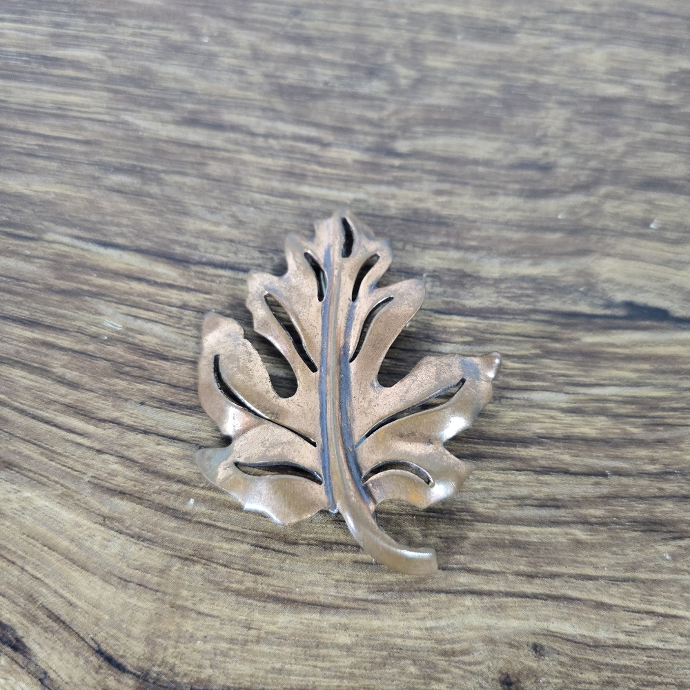 vintage copper leaf brooch